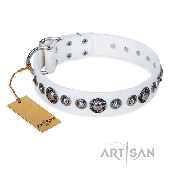 Leather dog collar made of best quality material with rust-proof traditional buckle