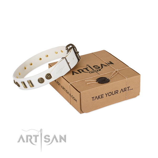 Strong D-ring on full grain natural leather dog collar for your doggie